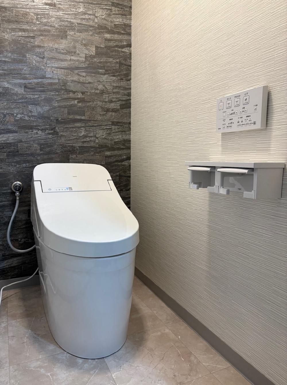 交換後トイレ②