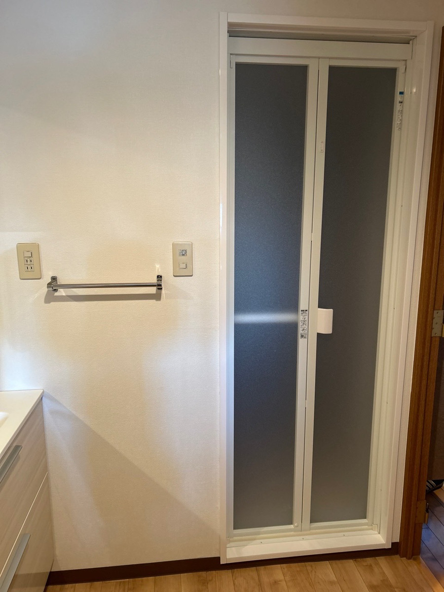 【仙台市若林区】造作棚の洗面所とお風呂をリノベーション