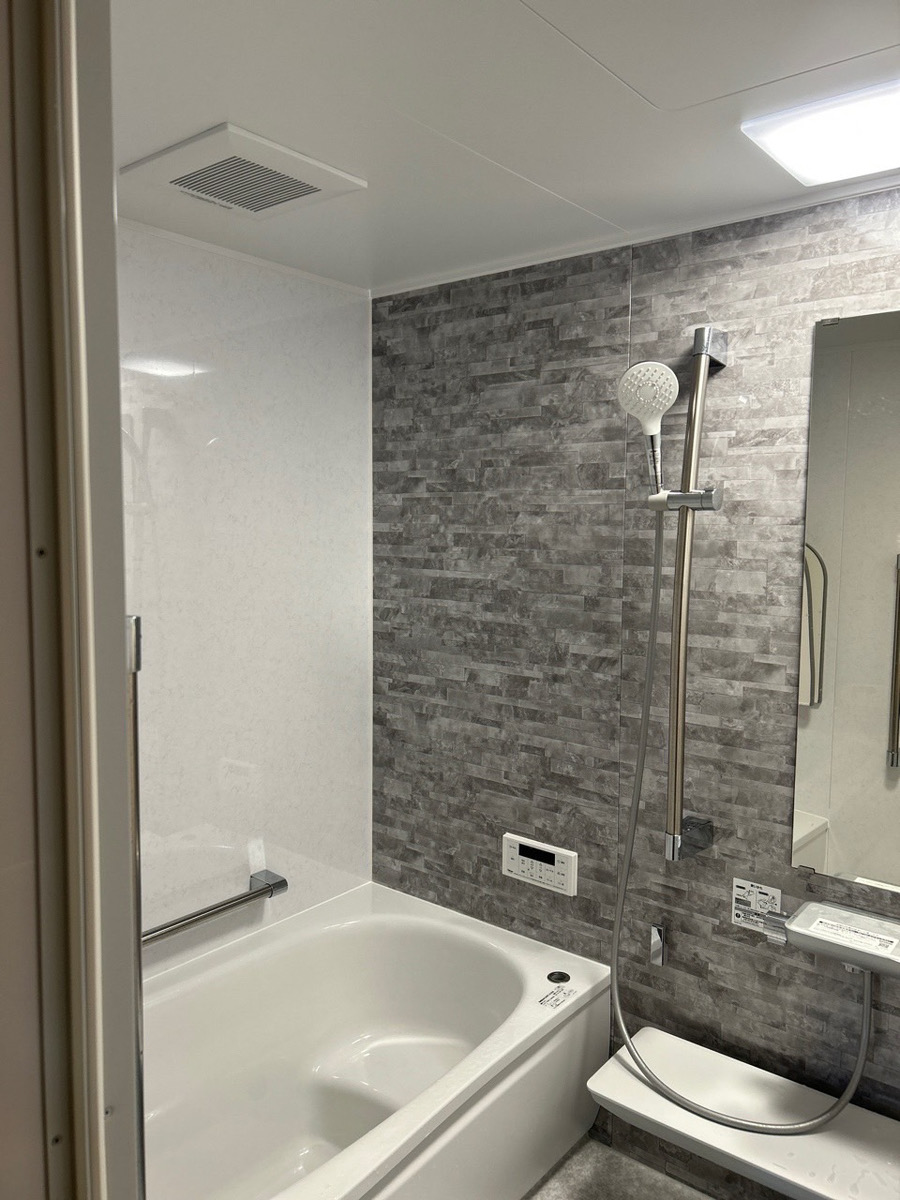 【仙台市若林区】造作棚の洗面所とお風呂をリノベーション